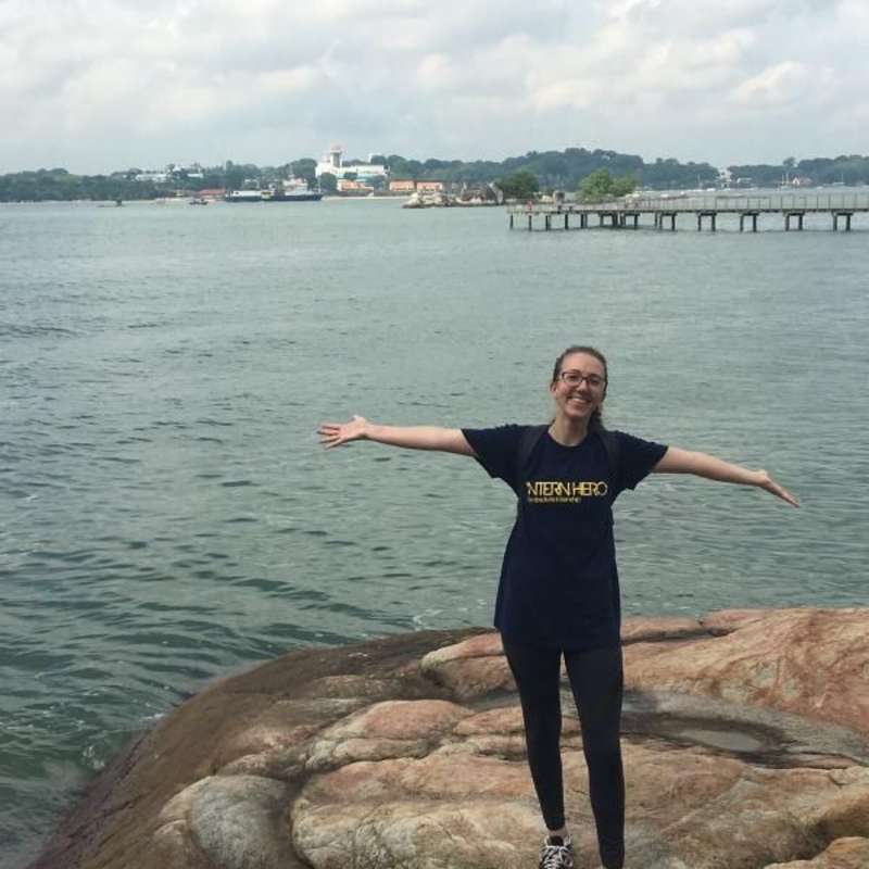 Intern in Singapore with Absolute Internship
