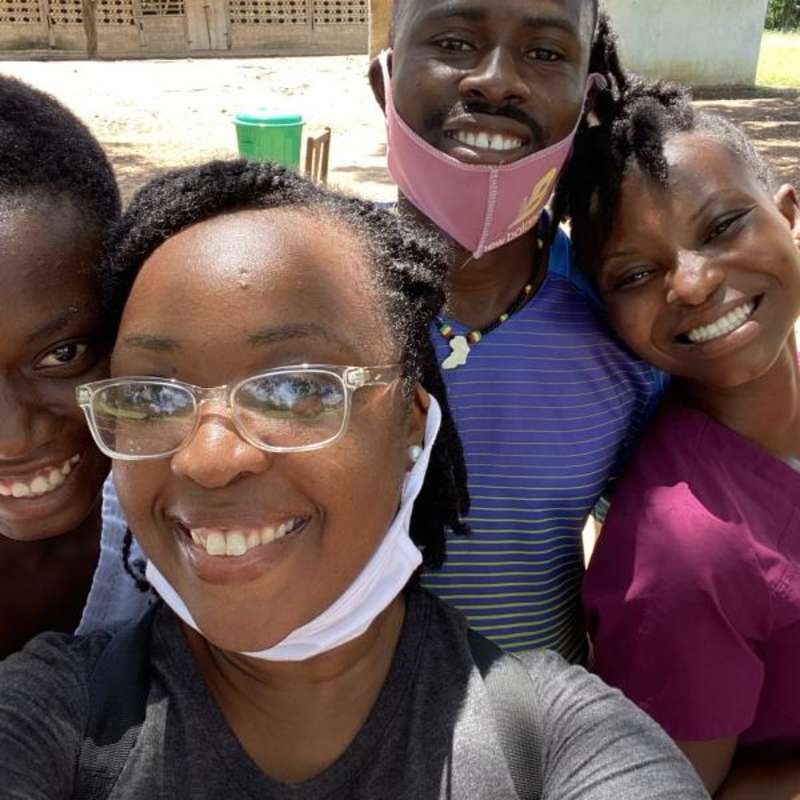 Volunteer in Ghana with IVHQ