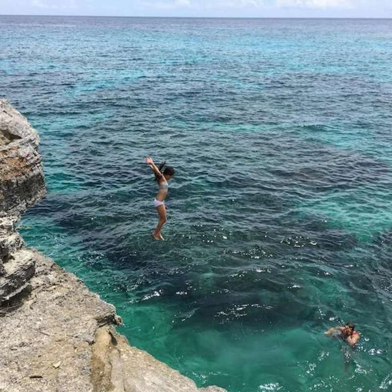 volunteer in cuba