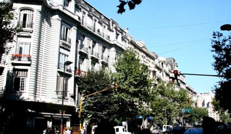 Intern in Buenos Aires