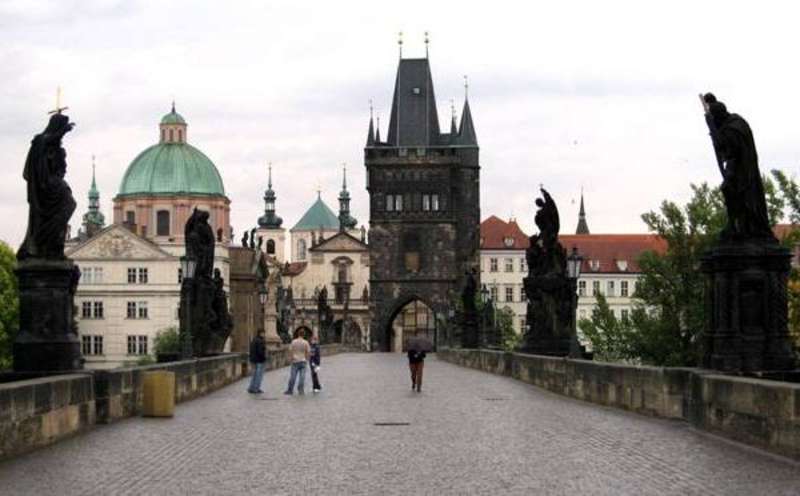 Intern in Prague