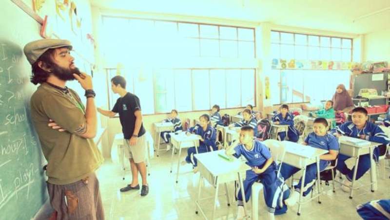 Teaching volunteer in Thailand with IVHQ