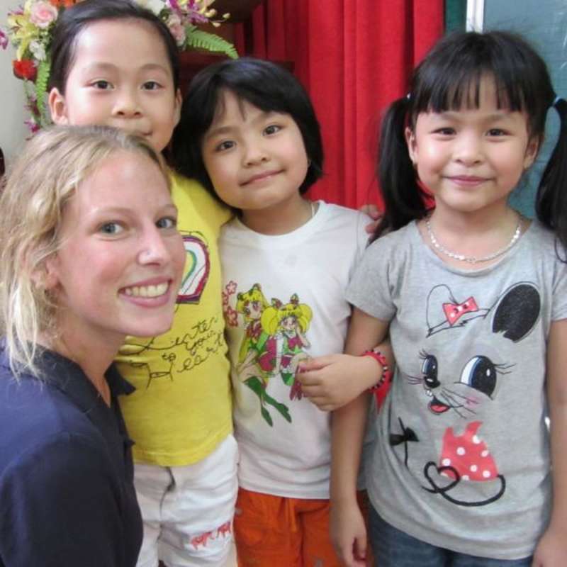 Teaching and Assisting in Schools in Vietnam with Love Volunteers!