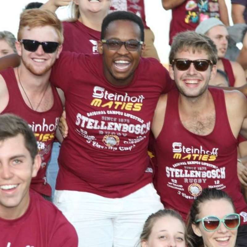 Students cheer for the Maties