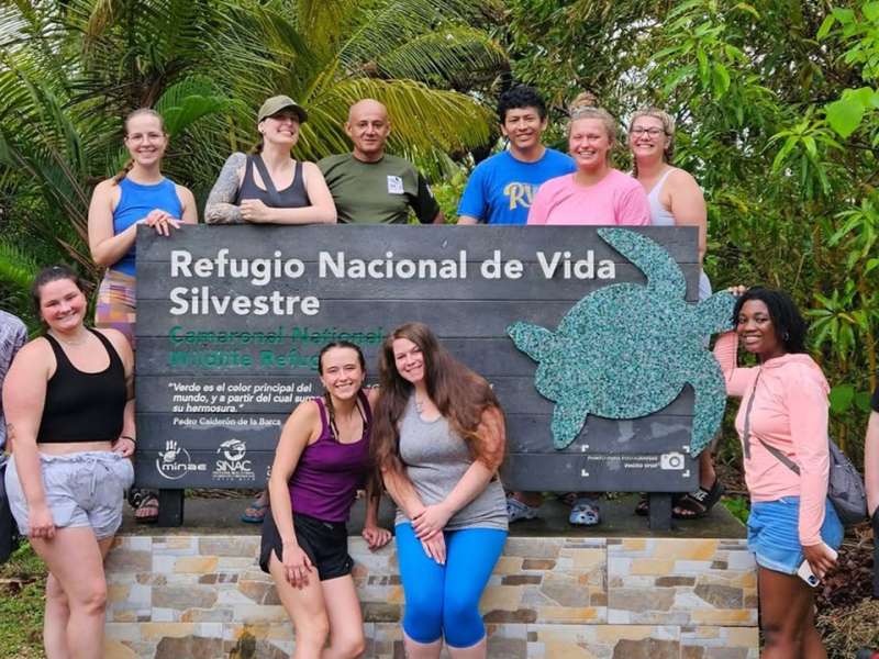 Maximo Nivel Service Learning in Latin America