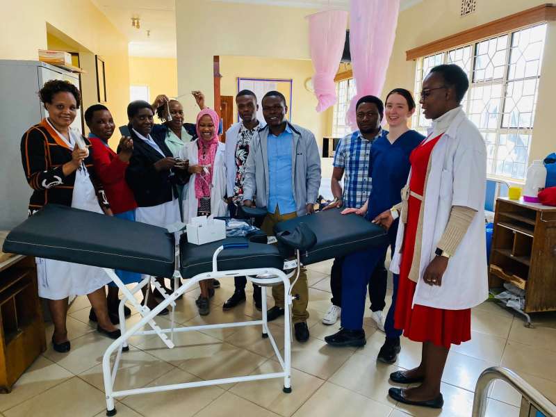 medi trip hospital assistants volunteering