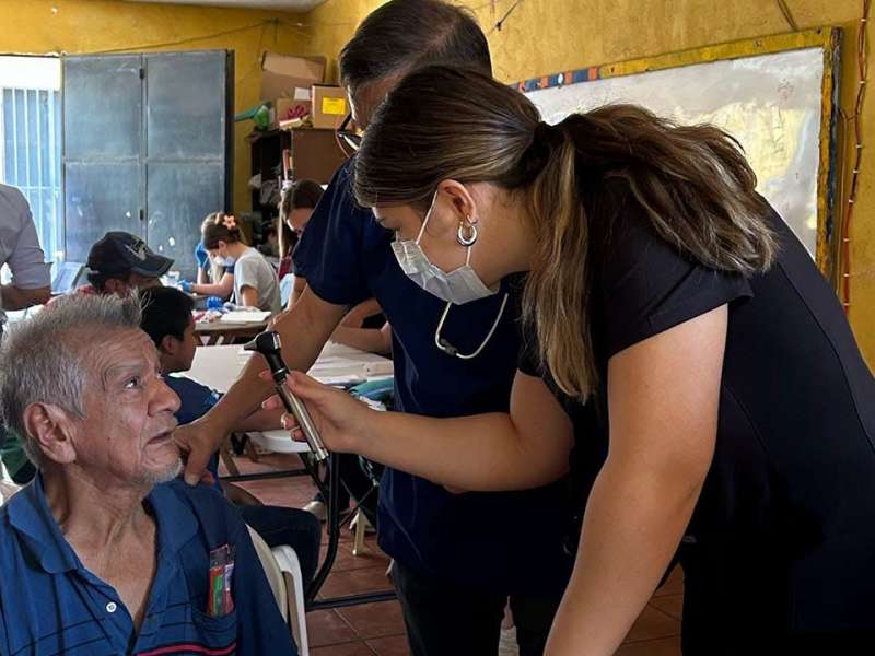 Medical Volunteer Program in Costa Rica with Maximo Nivel