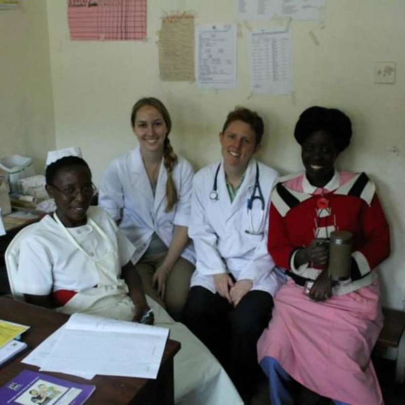 Healthcare and Medical Programs in Uganda with Love Volunteers!