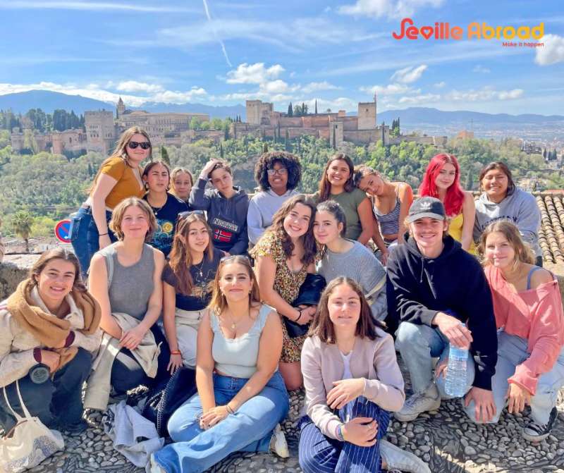 Our students on an excursion to Granada