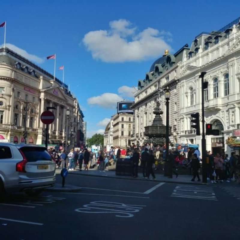Piccadilly Circus