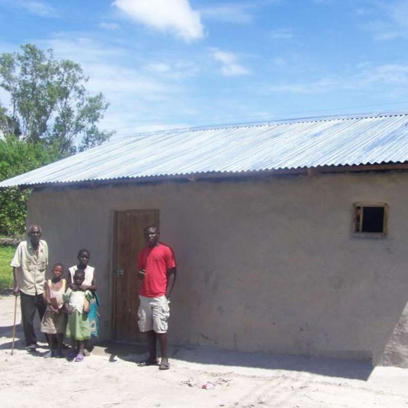 Construction Project in Zambia with Love Volunteers!