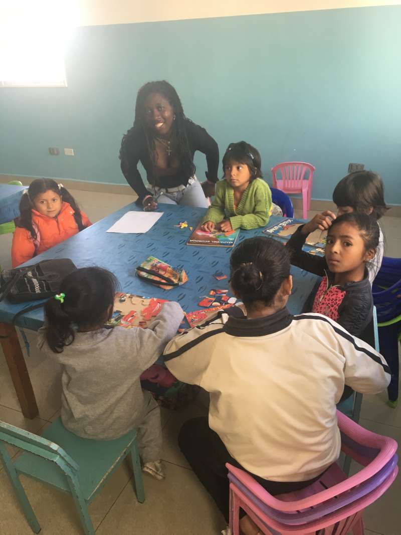 Psychology or social work intern assisting children in Ecuador’s street children program