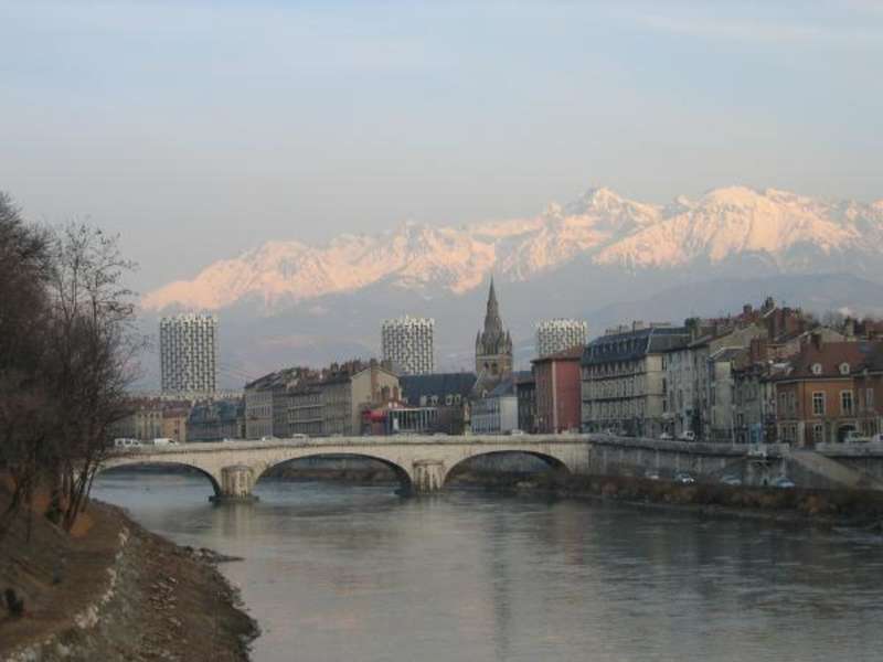 Study Abroad in Grenoble France with CEA Study Abroad