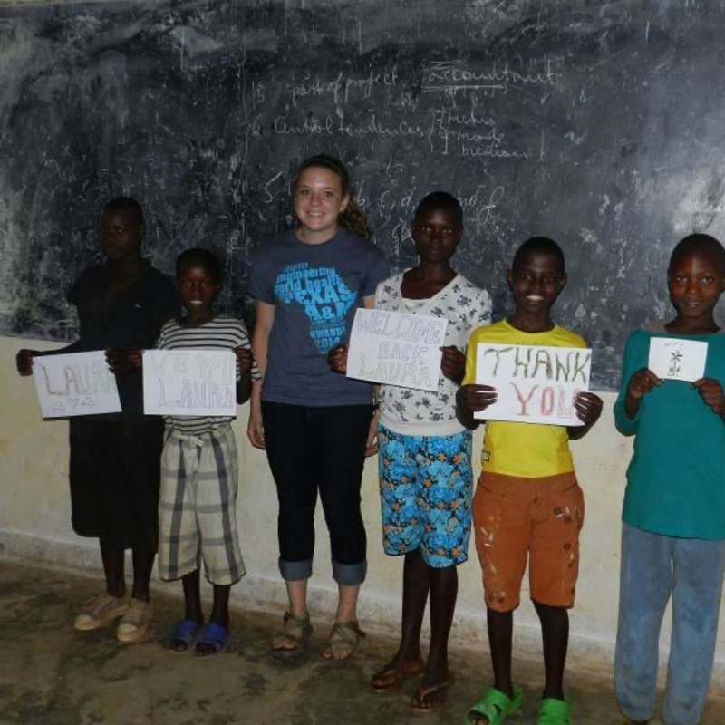 Teaching Programs in Rwanda with Love Volunteers!