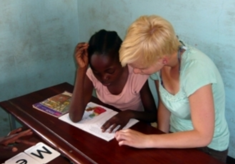 Community Volunteering at Christmas in Zambia — photo 2