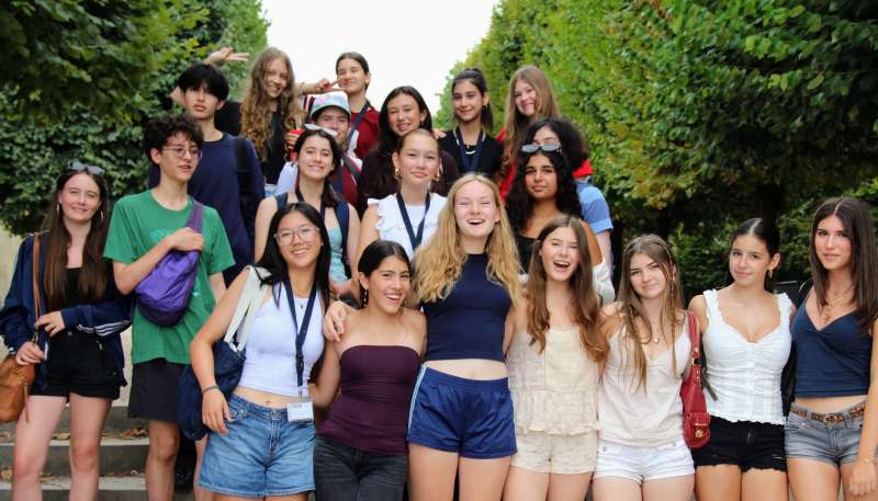 Small groups during our Summer Camp in Paris