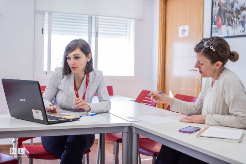 Spanish teacher and student at one-to-one lessons