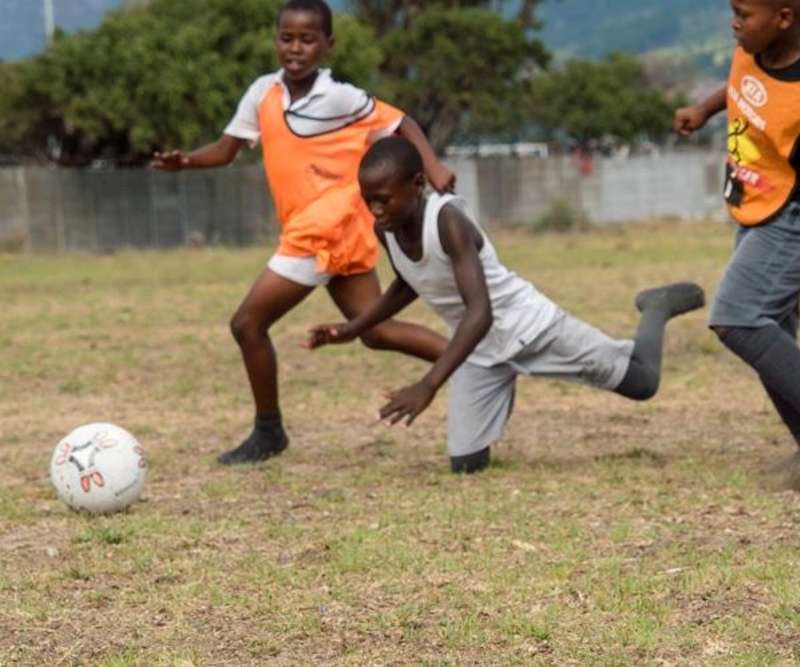 Sports-coaching-and-development-cape-town-volunteer-african-impact