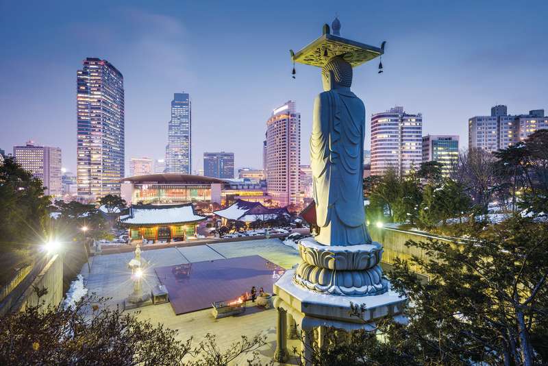 Statue in Seoul at dusk