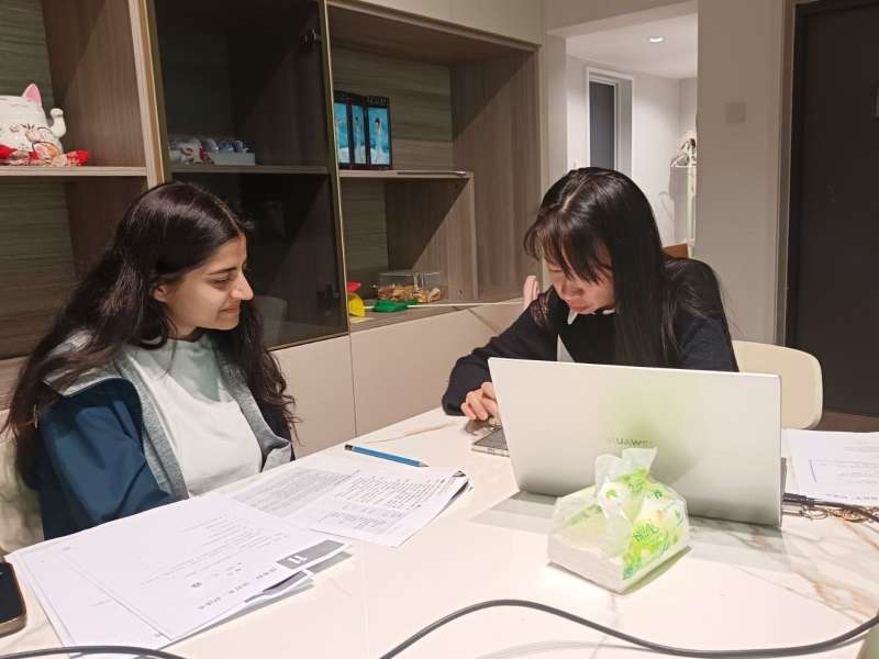 Student having a Chinese lesson in Xi'an