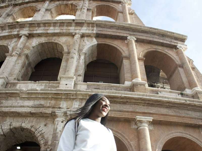 Student in Rome