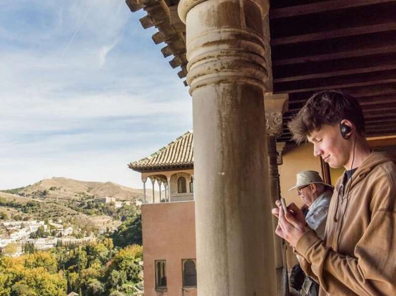 Student visiting Granada