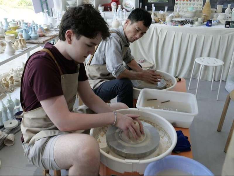 Students in pottery class in Shanghai