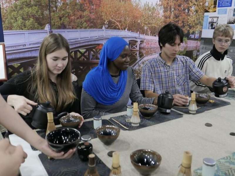 Students making tea in Shanghai