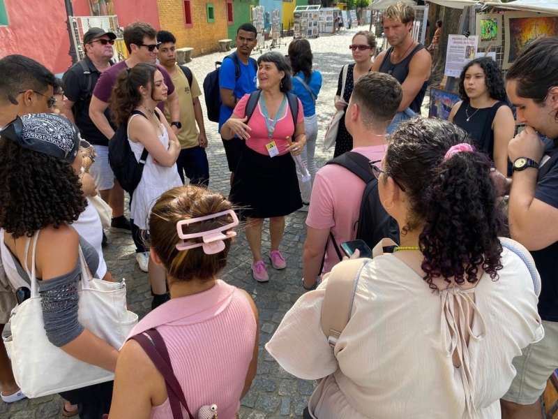 Students visiting La Boca