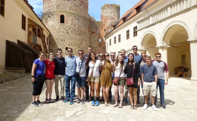 SUMMER INTENSIVE RUSSIAN LANGUAGE 5-WEEK PROGRAM 