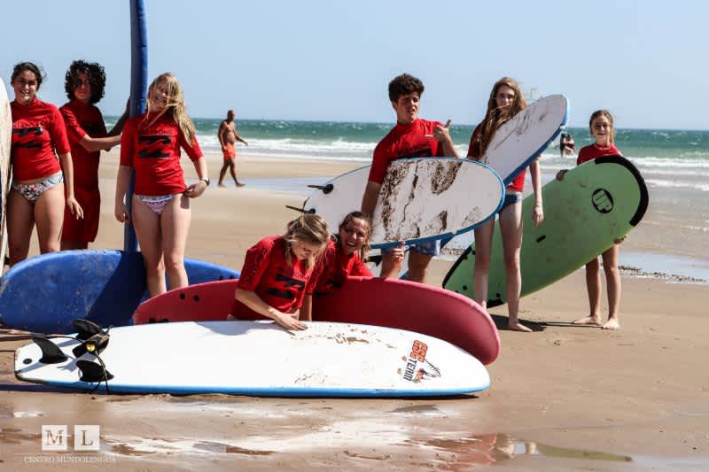 Surfing classes
