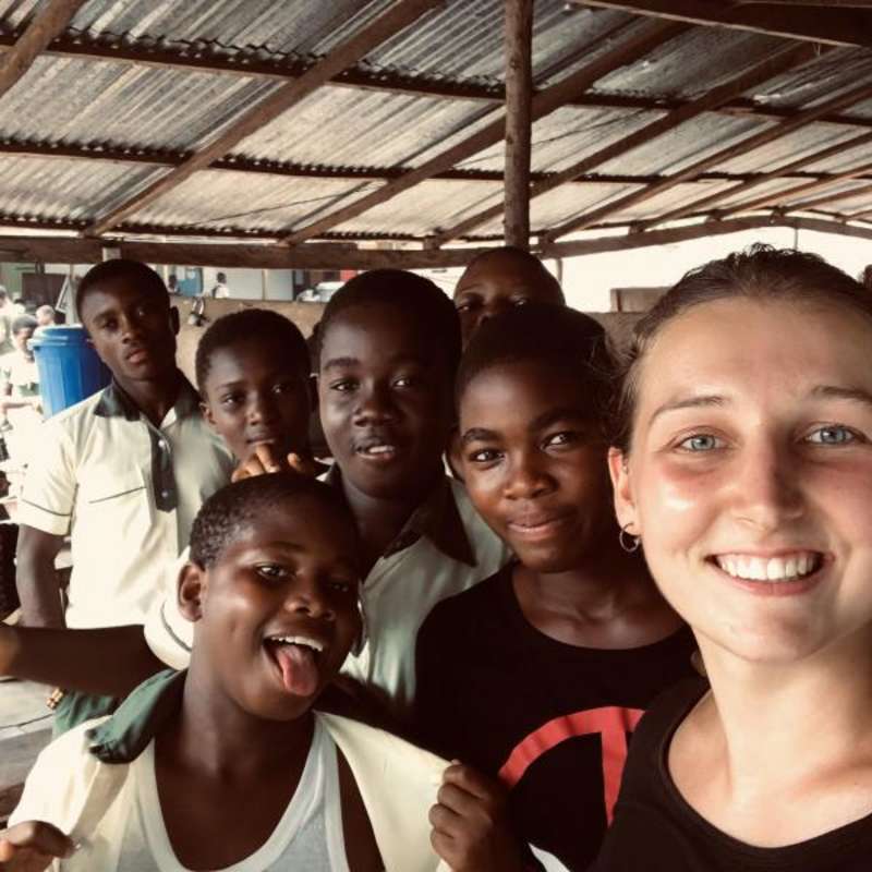 Volunteer in Ghana with IVHQ