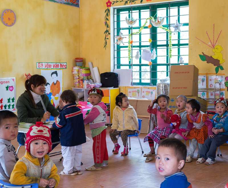 Vietnamese pupils in class