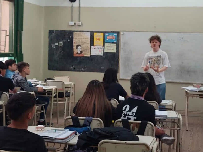Volunteer teaching language in Cordoba, Argentina