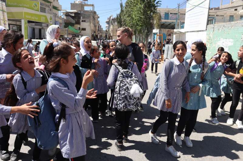 Volunteer with Palestinian Refugees 