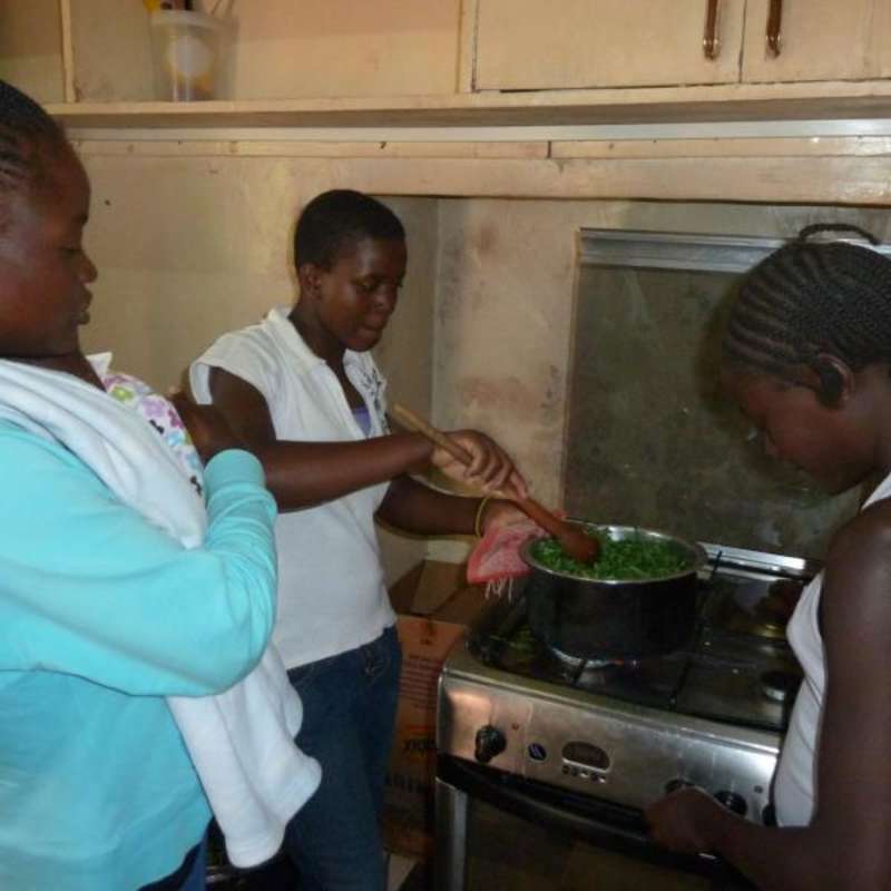 Women's Rescue Center Program in Kenya with Love Volunteers!
